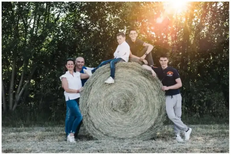 Photographe portrait de famille Lille : saisissez les liens indéfectibles